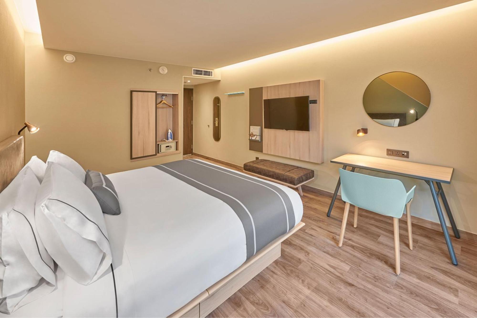 City Express Plus By Marriott Cancun Aeropuerto Riviera Exterior foto