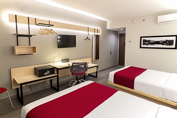 City Express Plus By Marriott Cancun Aeropuerto Riviera Exterior foto